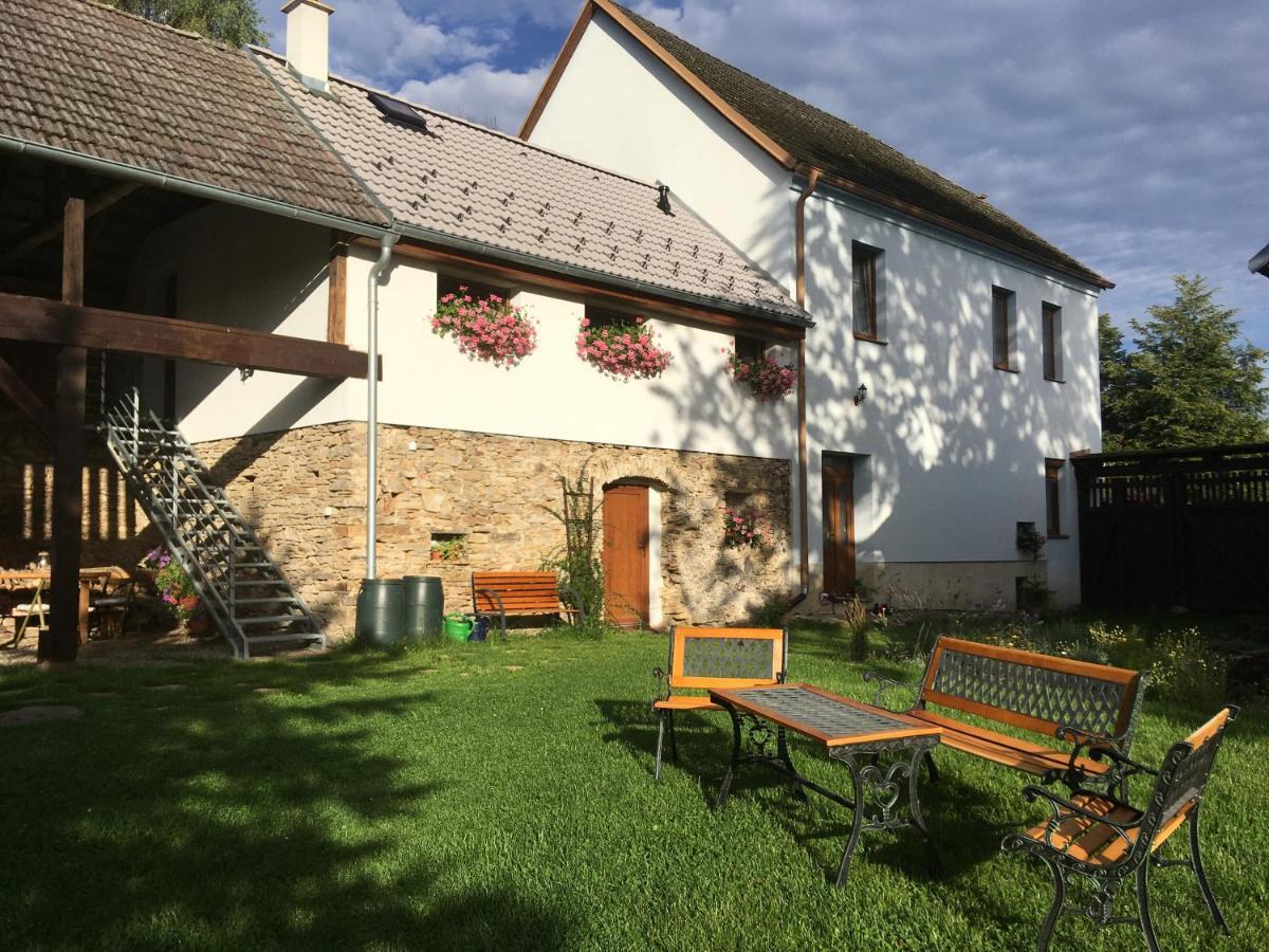 Apartman Na Vrsku Klenovice  Exterior foto